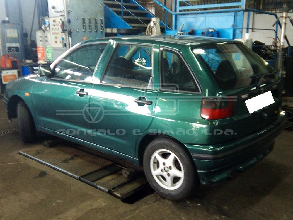 SEAT IBIZA